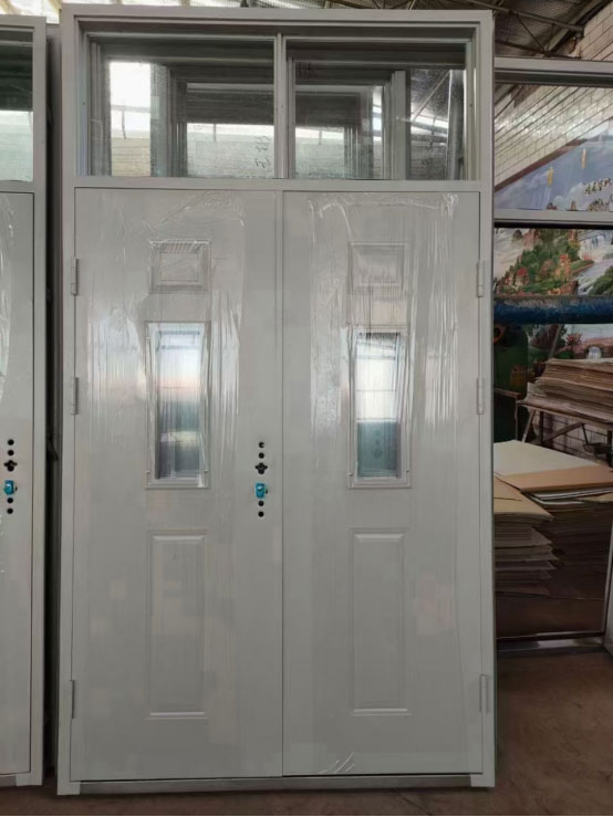 佳县学校教室门